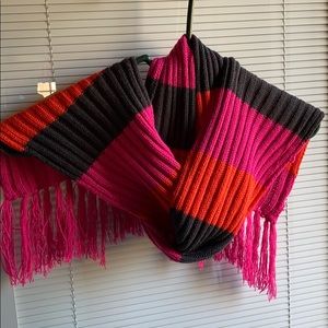 Knit scarf